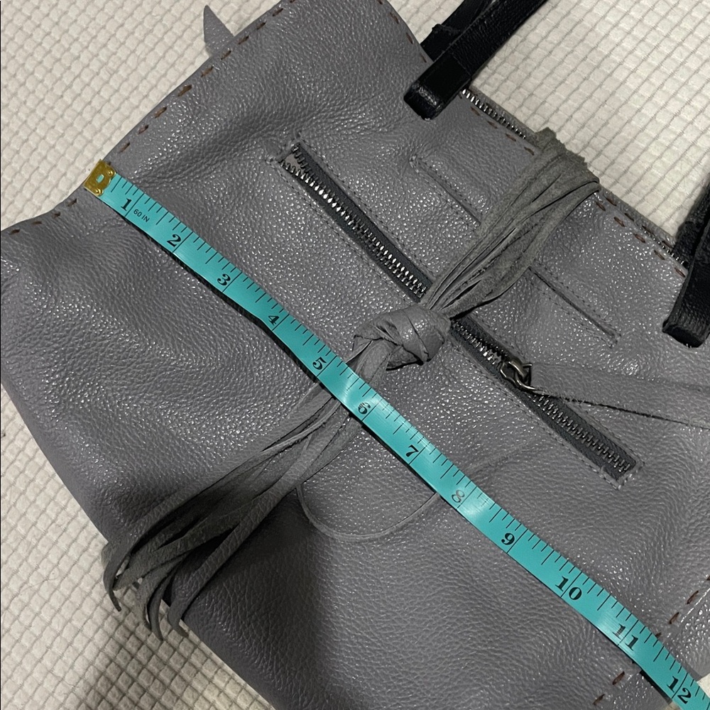 Carla Mancini Carmel Signature Bag Gray Pebbled Color - Picture 6 of 16